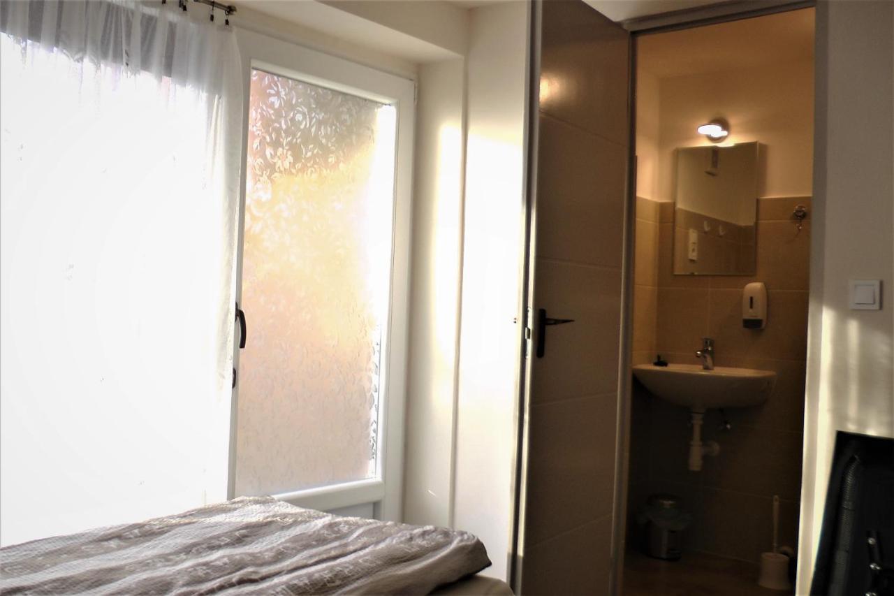 Green Lake Airport Apartments Vecsés Εξωτερικό φωτογραφία
