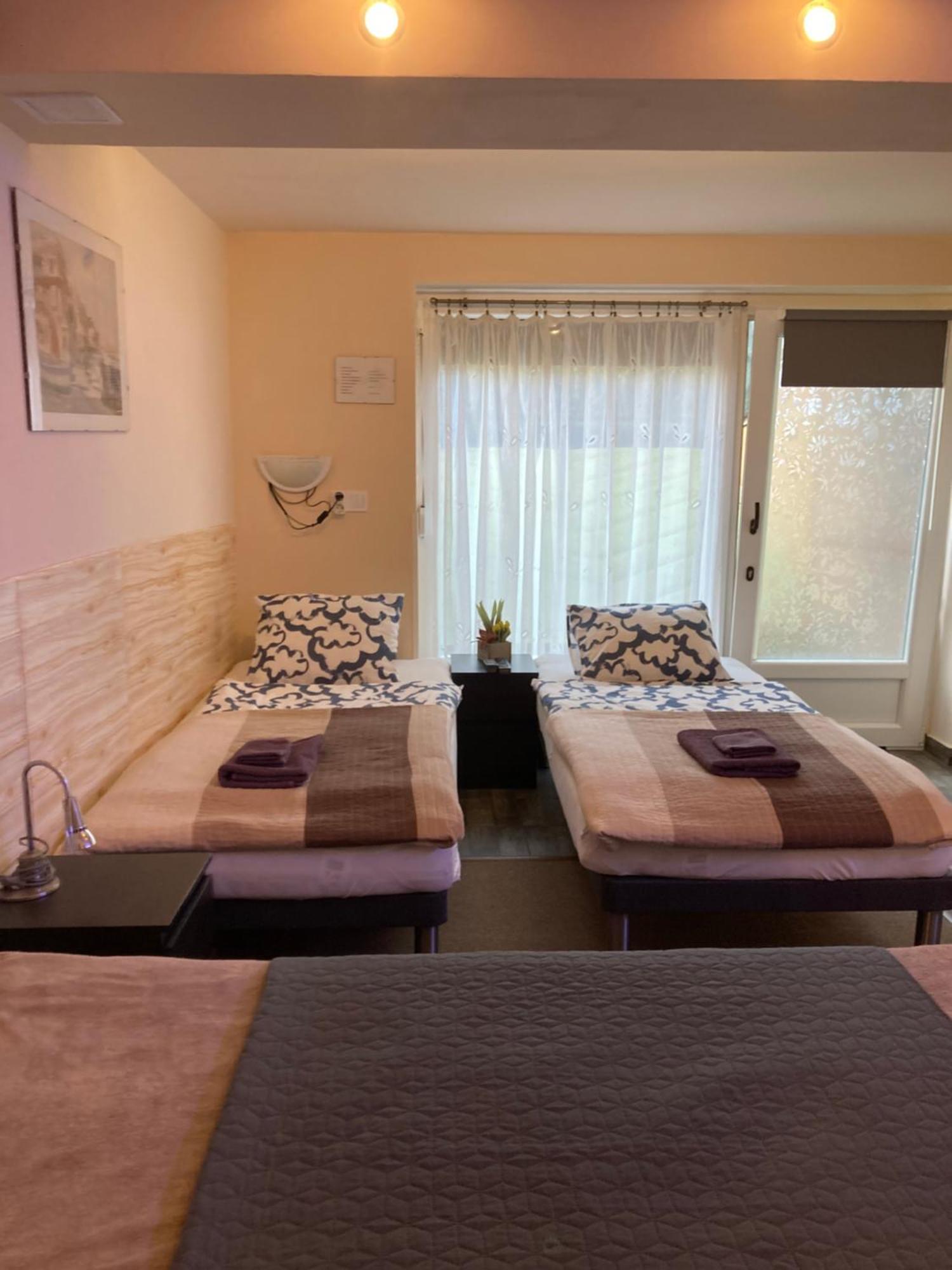 Green Lake Airport Apartments Vecsés Δωμάτιο φωτογραφία