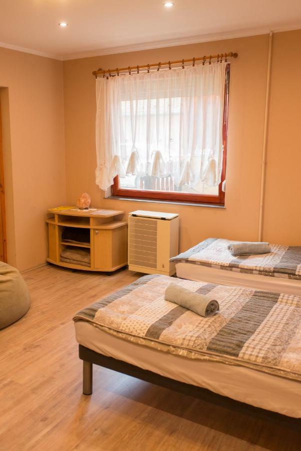 Green Lake Airport Apartments Vecsés Εξωτερικό φωτογραφία